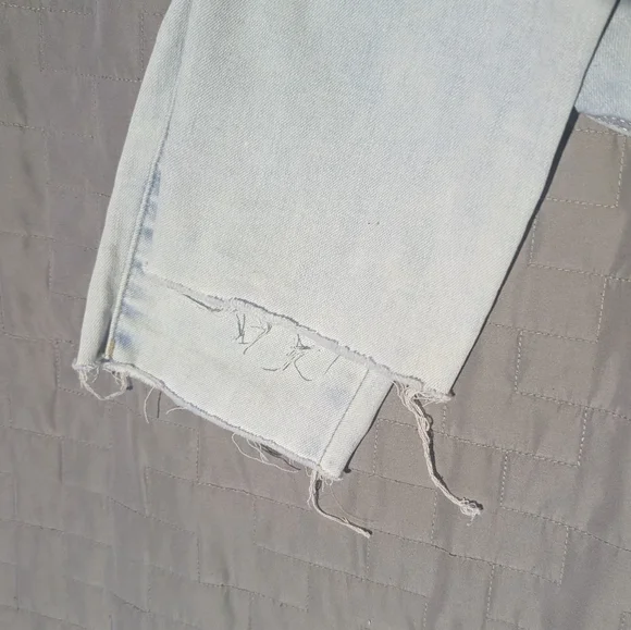 Refuge Women's Light Blue High Rise Jeans - Picture 5 of 7